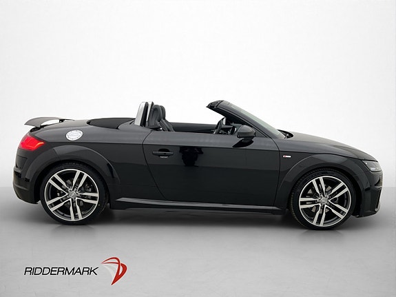 Audi TT 4 of 5