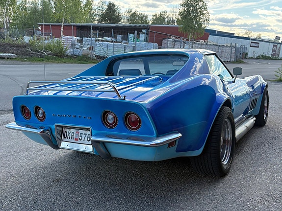 Chevrolet Corvette 7 of 30