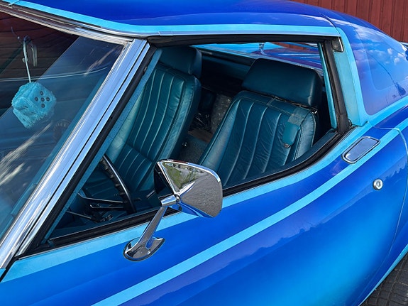 Chevrolet Corvette 12 of 30