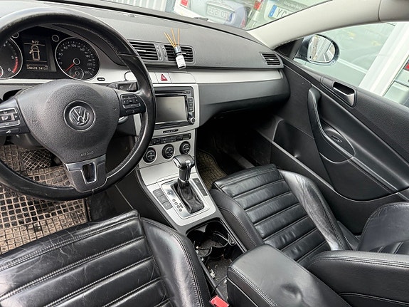 Volkswagen Passat 3 of 4