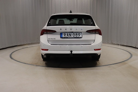 Skoda Octavia 5 of 5