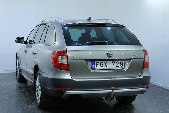 Skoda Superb 5 of 17