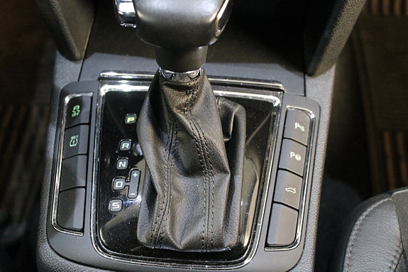 Skoda Superb 11 of 16