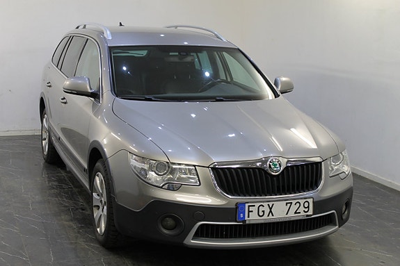 Skoda Superb 2 of 5
