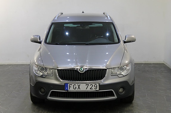 Skoda Superb 4 of 5