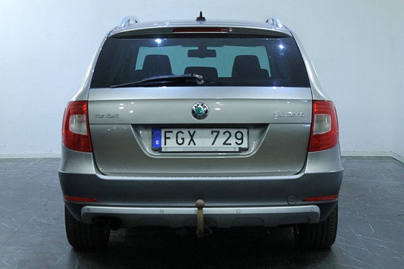 Skoda Superb 6 of 17