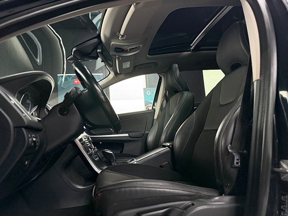 Volvo XC60 7 of 14