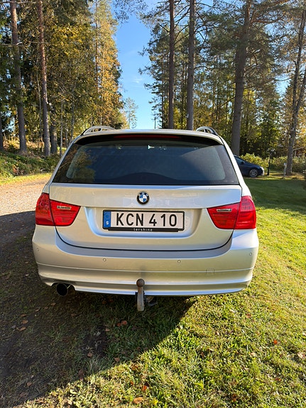 BMW 320d 4 of 10