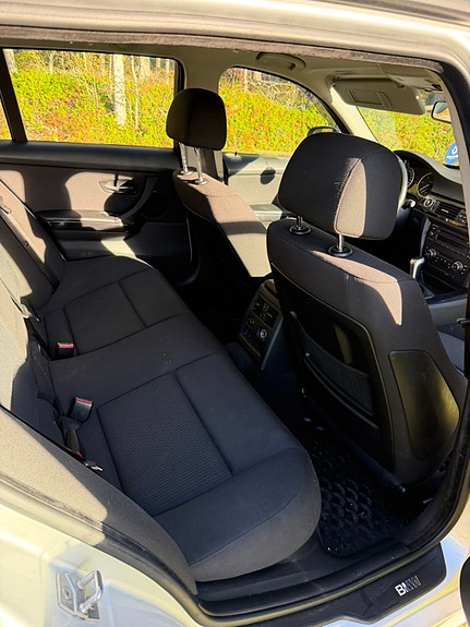 BMW 320d 8 of 10
