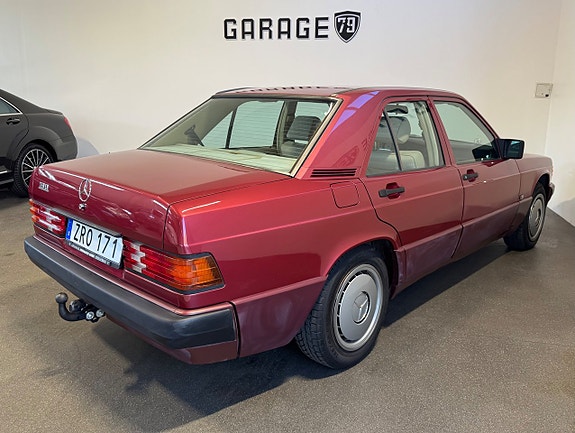 Mercedes-Benz 190 6 of 20