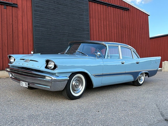 DeSoto Firedome 8 of 29