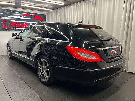 Mercedes-Benz CLS350 4 of 25