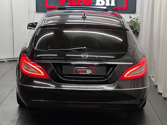 Mercedes-Benz CLS350 25 of 25