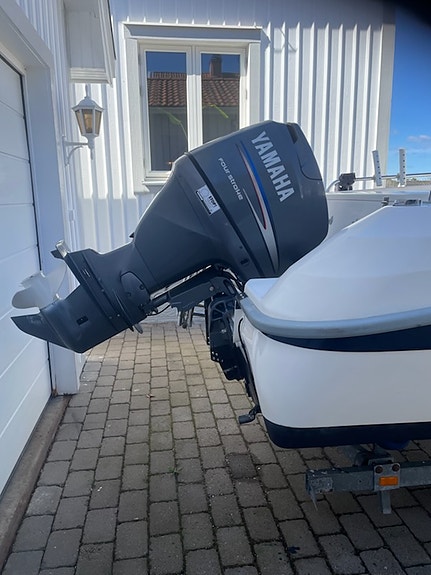Yamarin 56 SC  / Yamaha F100 DETL  / 30 Kärra  Fogelsta1400 till HÖSTPRIS 7 of 7
