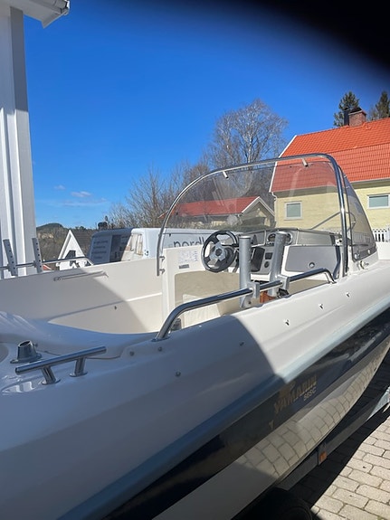 Yamarin 56 SC  / Yamaha F100 DETL  / 30 Kärra  Fogelsta1400 till HÖSTPRIS 4 of 7