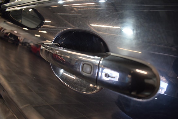 Jaguar XF 16 of 20