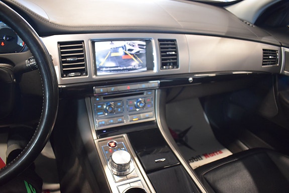 Jaguar XF 20 of 20