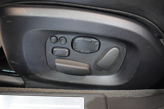 Jaguar XF 15 of 20