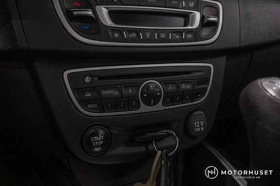 Renault Megane 14 of 16