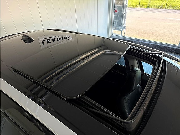 Volvo XC60 3 of 5