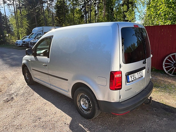 Volkswagen Caddy 2 of 5