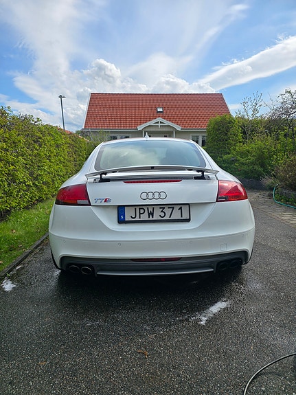 Audi TTS 3 of 5