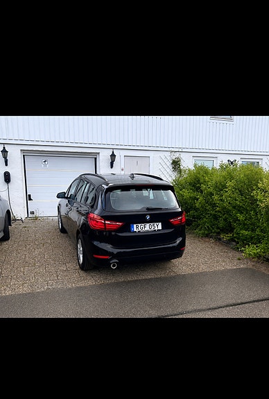 BMW 216i 4 of 4