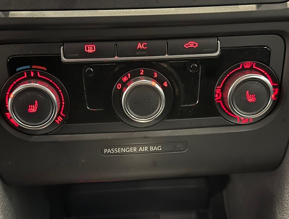 Volkswagen Golf I 18 of 23