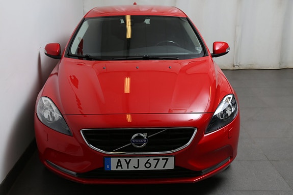 Volvo V40 5 of 5