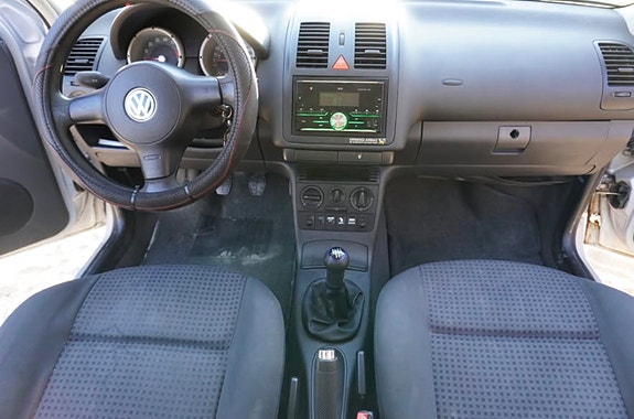 Volkswagen Polo 5 of 5