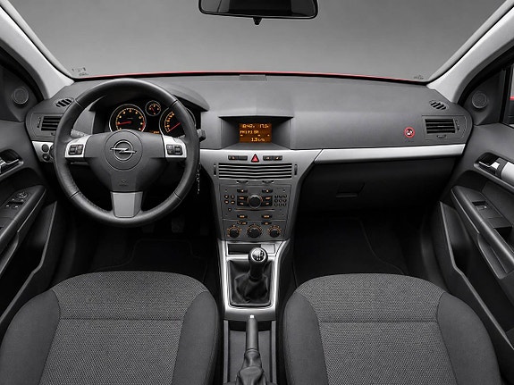 Opel Astra 7 of 10
