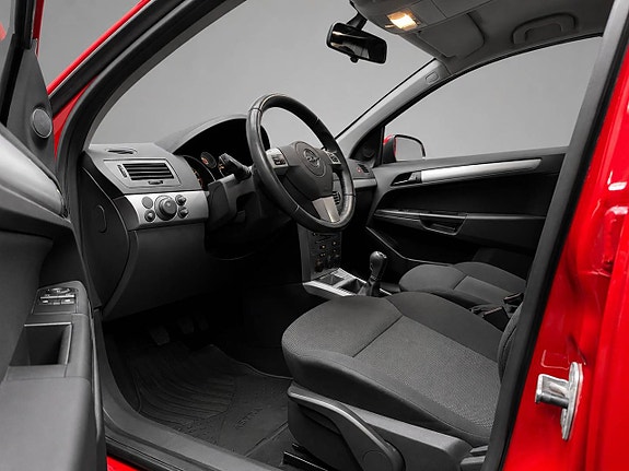 Opel Astra 6 of 10