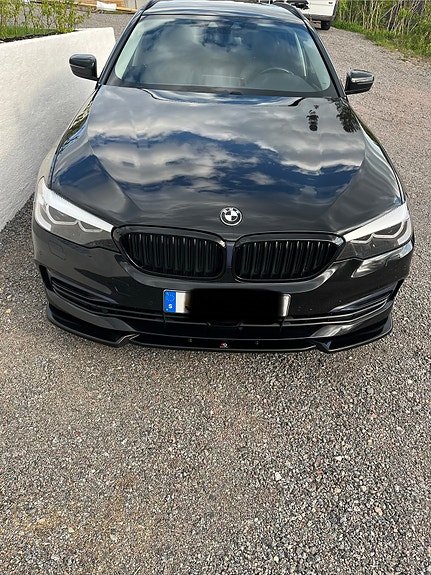 BMW 520d 4 of 5