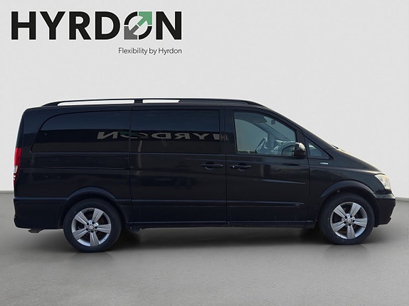 Mercedes-Benz Viano 7 of 15