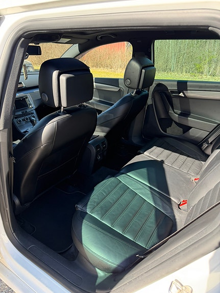 Volkswagen Passat 5 of 5