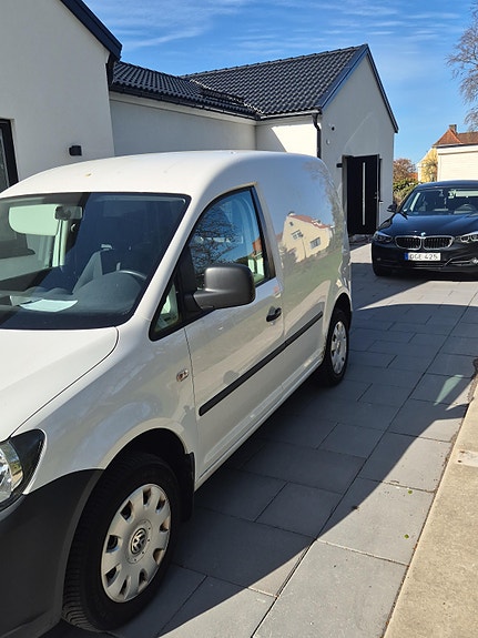 Volkswagen Caddy 2 of 5