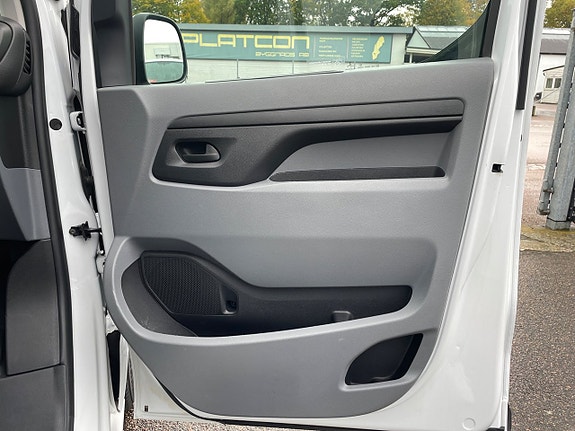 Peugeot Expert 28 of 30
