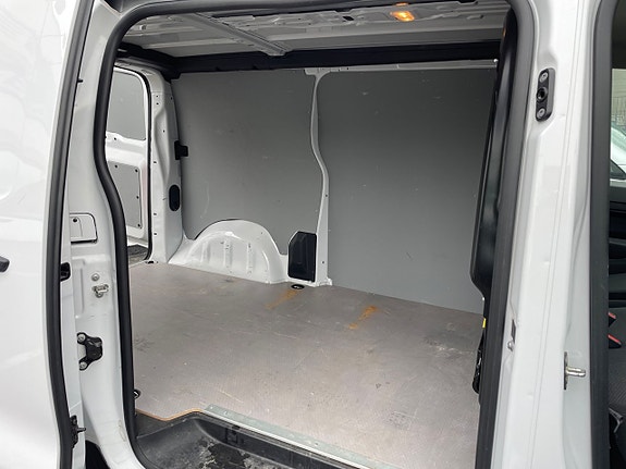Peugeot Expert 23 of 30