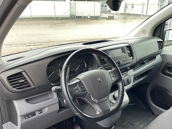 Peugeot Expert 5 of 30