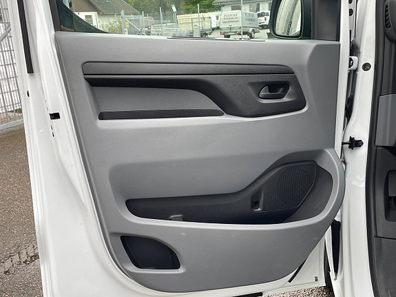 Peugeot Expert 27 of 30