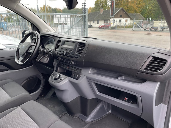 Peugeot Expert 8 of 30