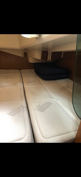 Jeanneau Sun Odyssey 36i 6 of 8