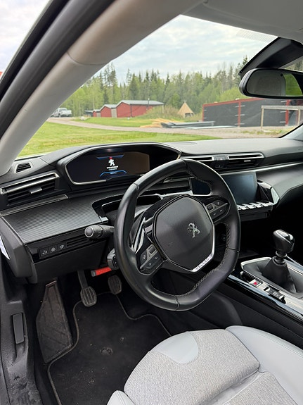 Peugeot 508 12 of 16