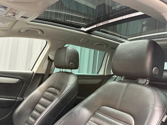 Volkswagen Passat Alltrack 13 of 18