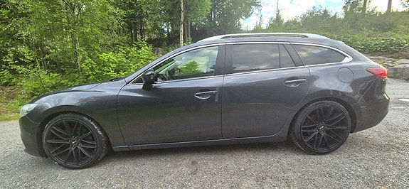 Mazda 6 4 of 5