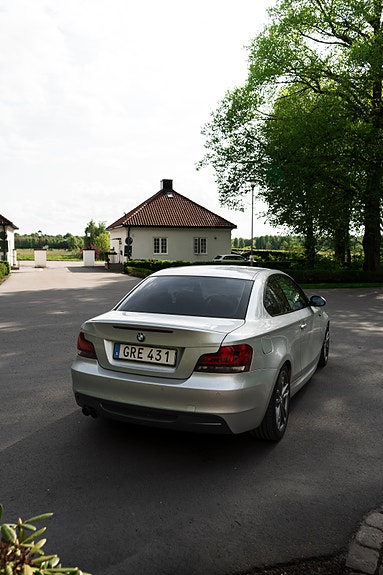 BMW 135i 4 of 5