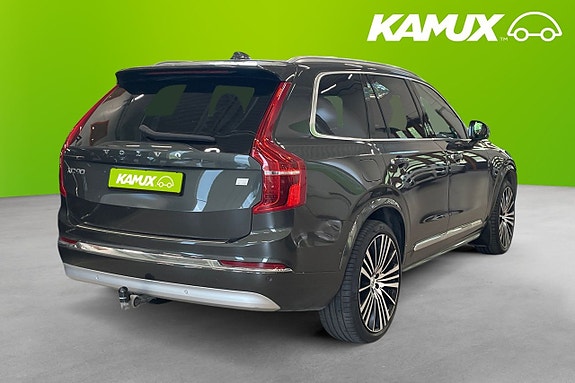 Volvo XC90 4 of 5