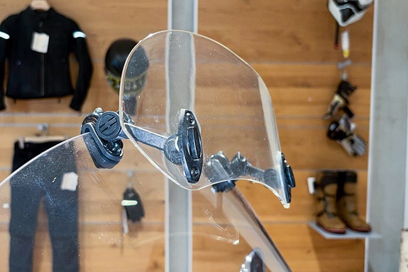 Indian Scout 1200 |Extraljus|Motorbågar|Sidoväskor|Sissy bar|Nyservad| 10 of 15