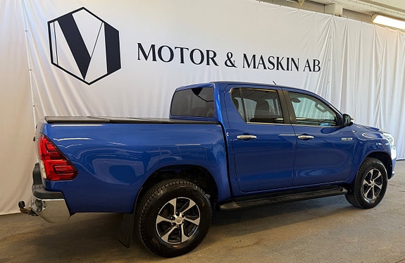 Toyota HiLux 9 of 25