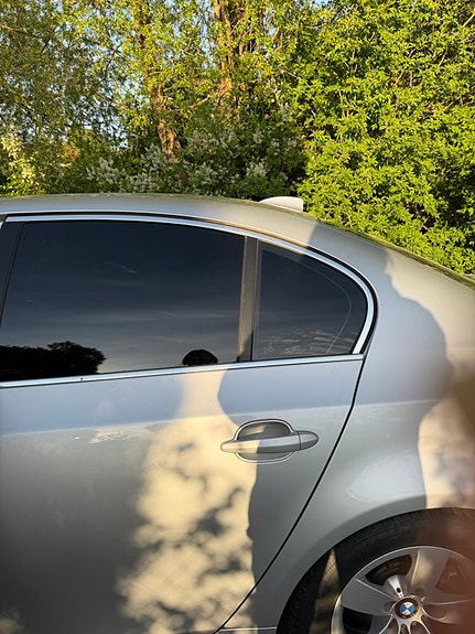 BMW 520i 13 of 16